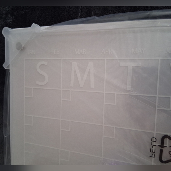 NWT-Aitee Acrylic Magnetic Calender for Fridge - Picture 4 of 5
